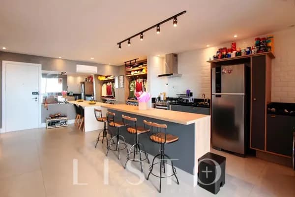 Apartamento Reformado e Mobiliado na Barra da Tijuca | 62 m² | 1 Suíte | 1 Vaga | Condomínio com Lazer