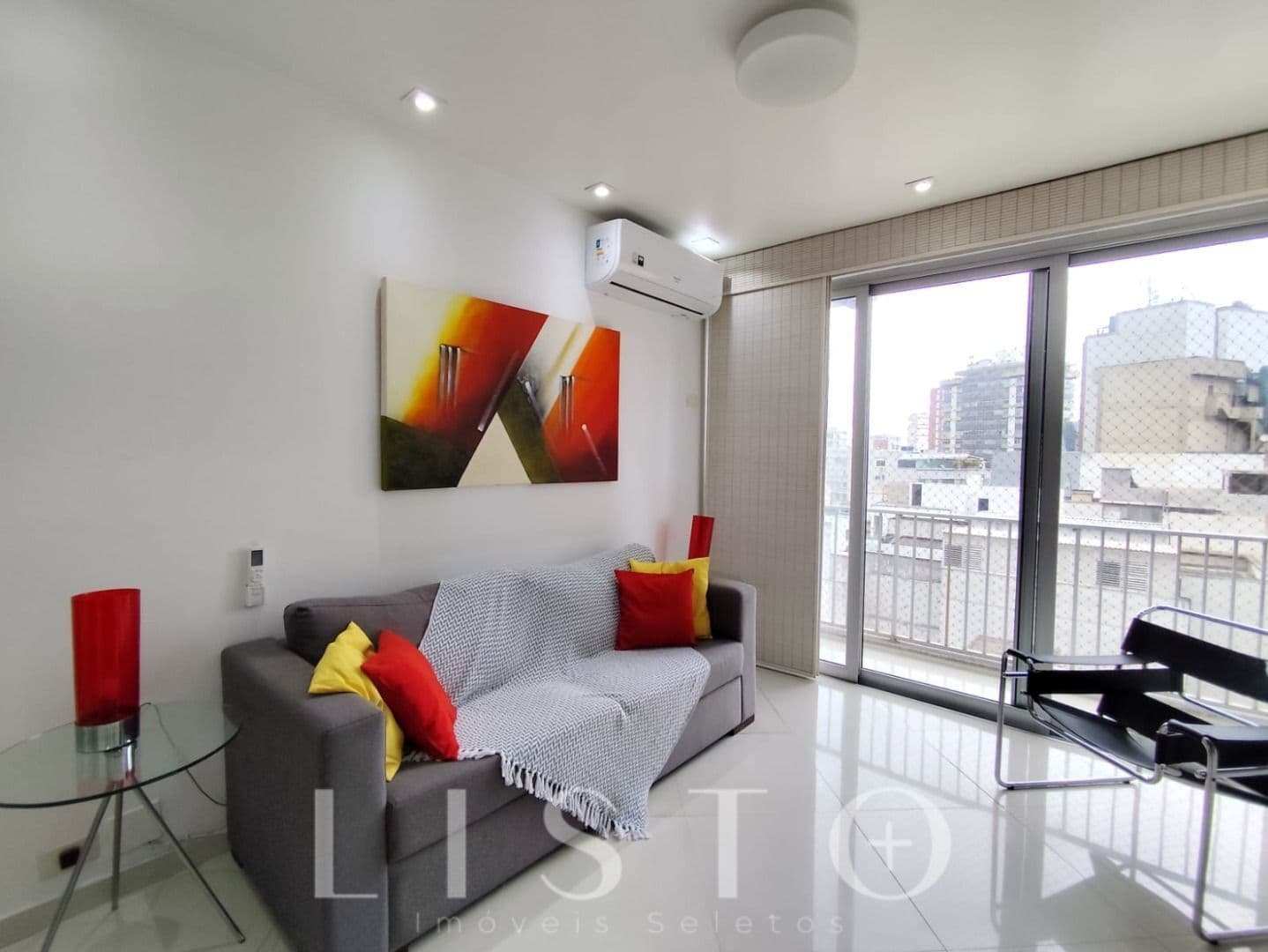 Apartamento com 3 dormitórios à venda, 85 m² por R$ 3.090.000,00 - Leblon - Rio de Janeiro/RJ