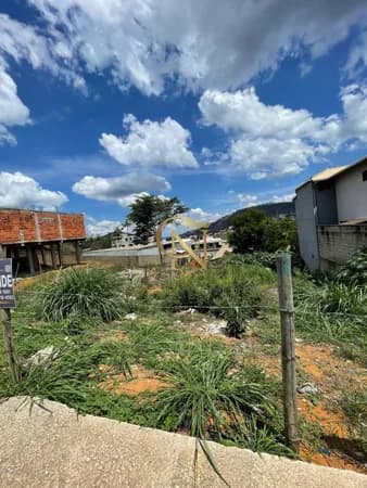 Lote/Terreno em João Monlevade - Sion
