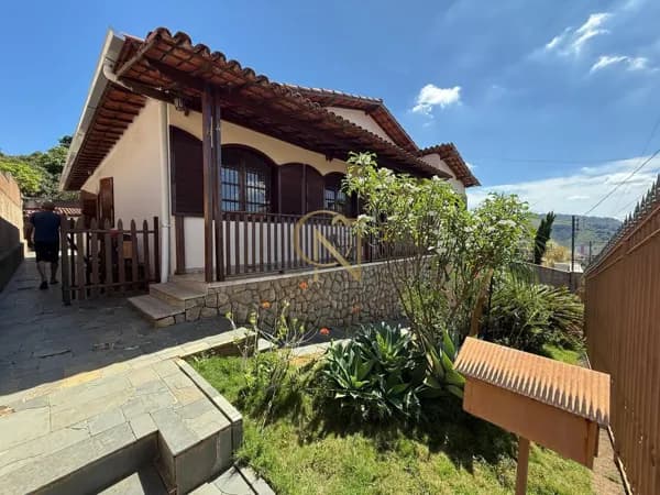 Casa À Venda No Bairro Aclimação | João Monlevade - MG