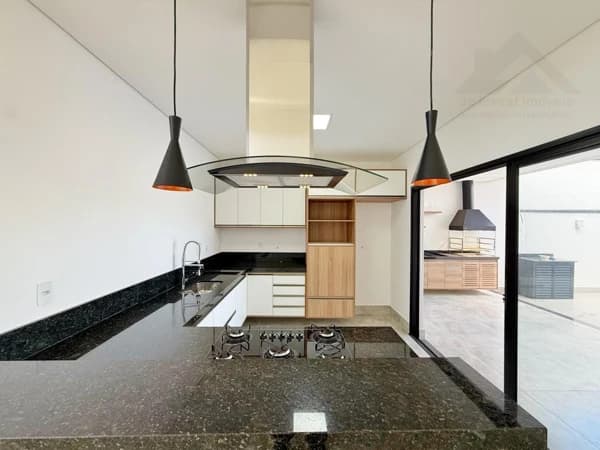 Casa à venda no bairro Jardim Piemonte em Indaiatuba/SP