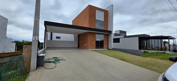 Casa à venda no bairro Jardim Mantova em Indaiatuba/SP