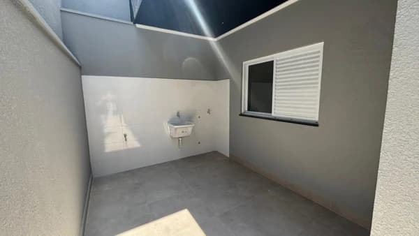 Casa à venda no bairro Jardim Veneza em Indaiatuba/SP