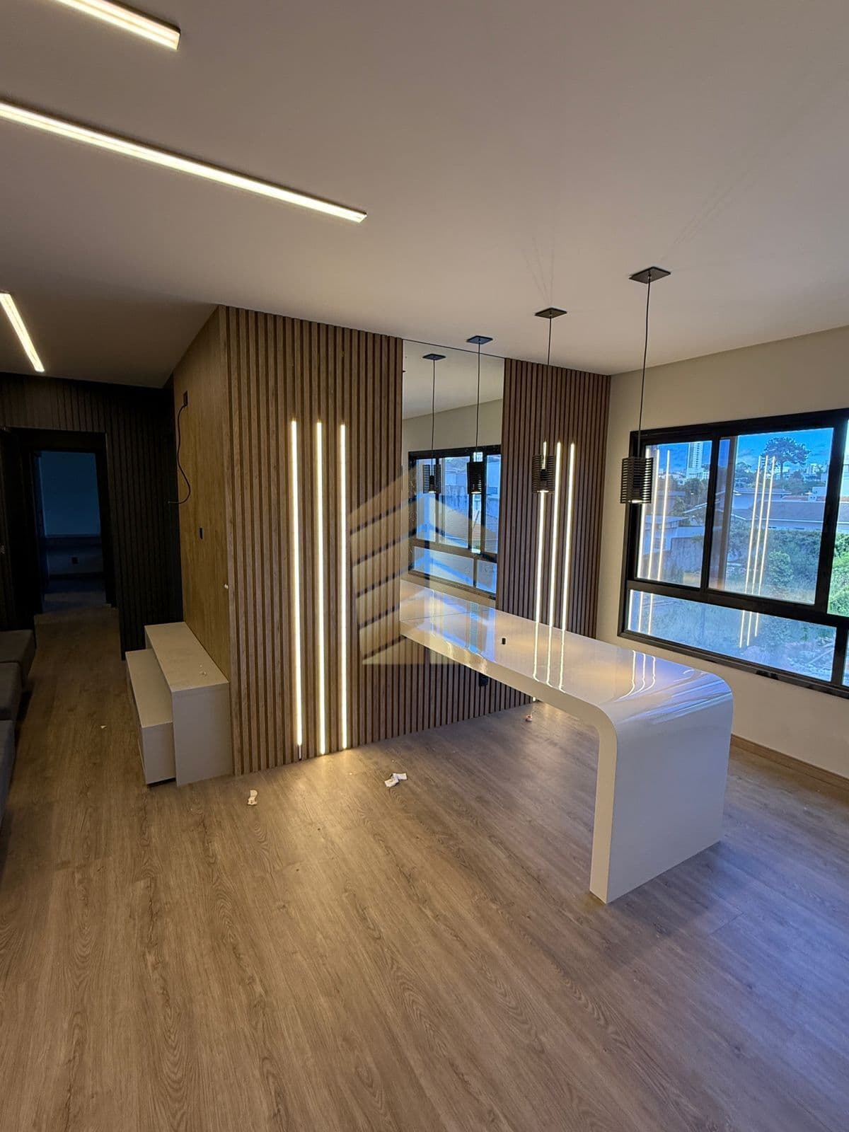 Apartamento novo e mobiliado no Jardim Carvalho