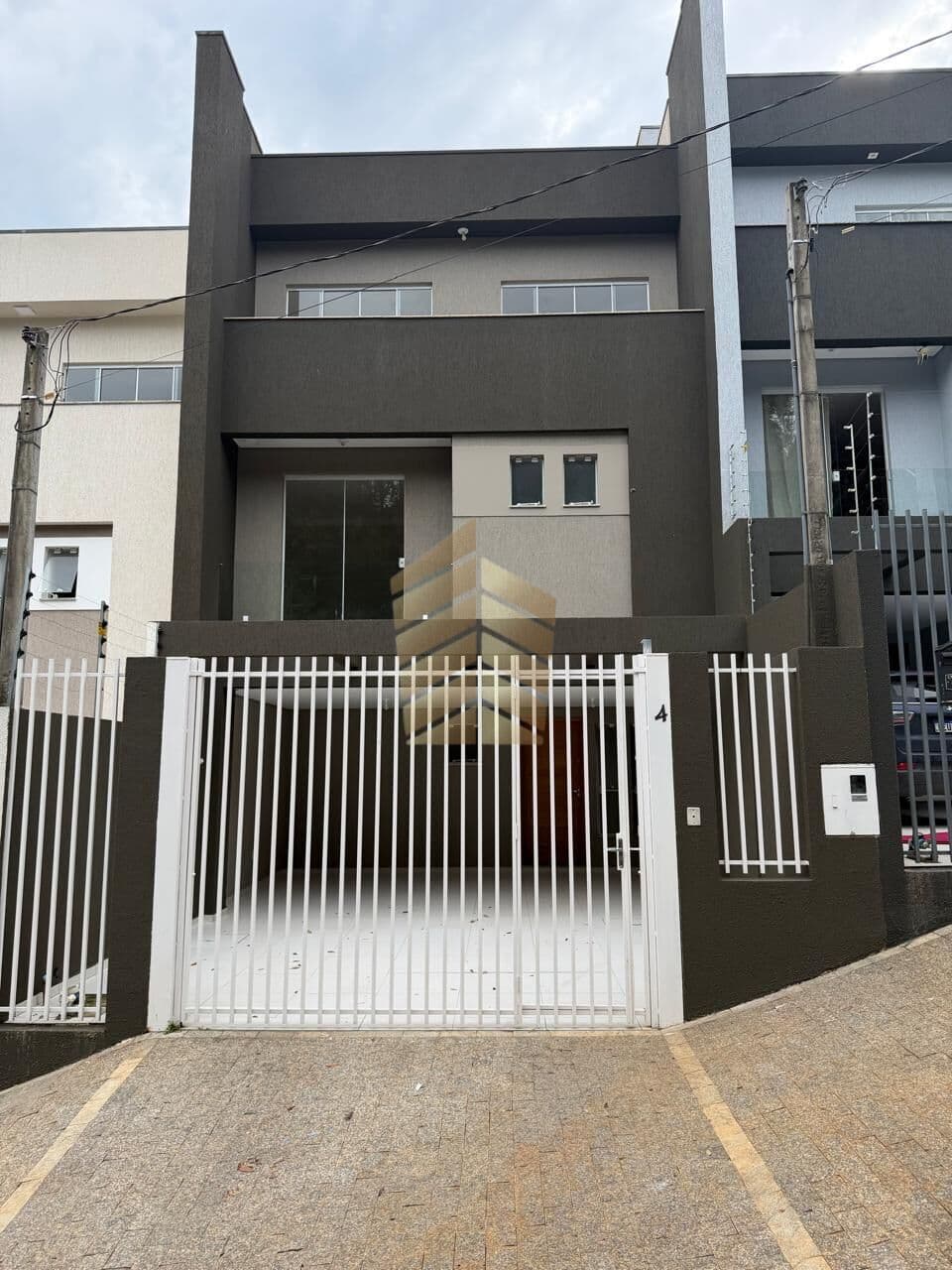 Sobrado triplex no Estrela