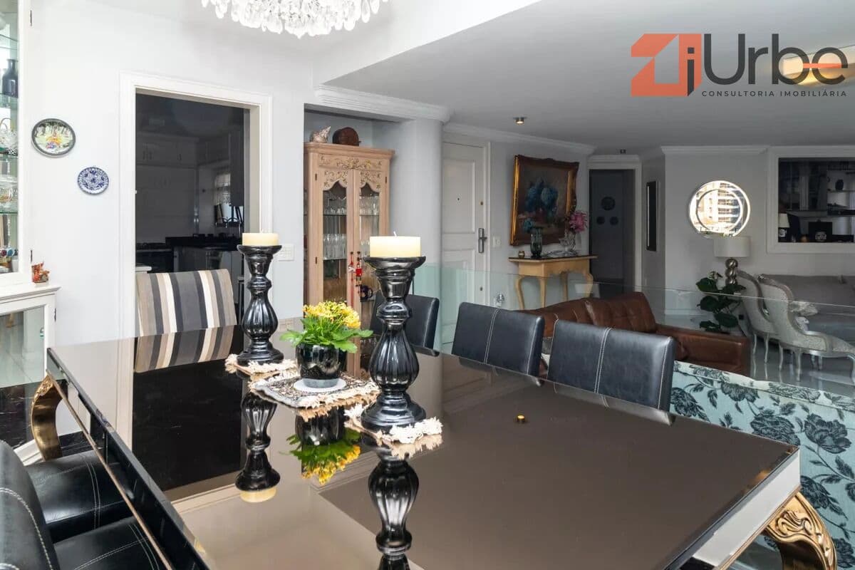 Apartamento à venda 184m², 3 vagas em Perdizes próximo à futura Estação de Metrô