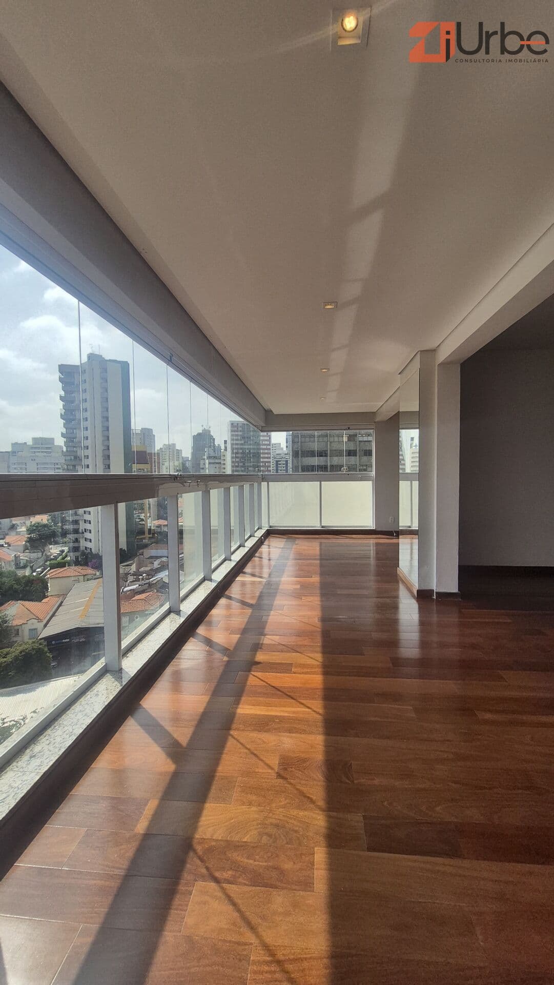 Excelente apartamento à venda em Perdizes com 127m², 3 vagas próximo ao Bourbon Shopping