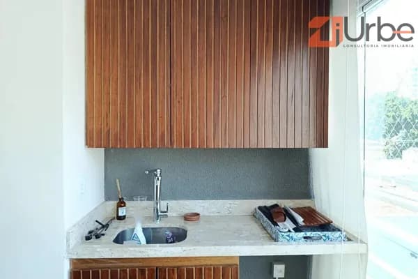 Excelente apartamento à venda com 121m², 3 suítes em Pinheiros próximo à Estação Fradique Coutinho