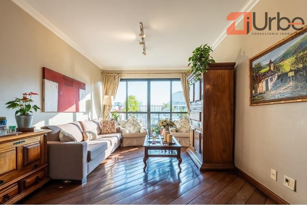 Apartamento à venda na Vila Madalena com 132m², 3 dormitórios, 2 vagas próximo ao Hospital Santa Maggiore