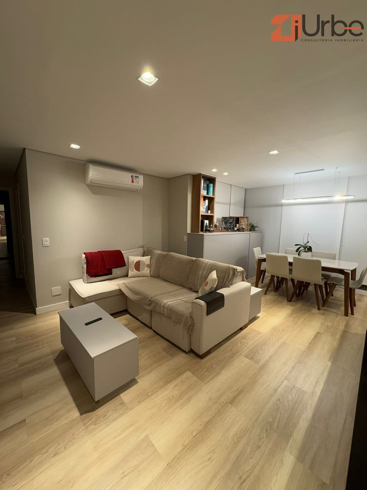 Belíssimo apartamento 69m², 1 vaga localizado entre 400 metros das estações Paraíso e Ana Rosa do metrô