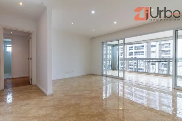 Apartamento à venda em Perdizes com 158m², 3 suítes, 4 vagas próximo ao Shopping West Plaza