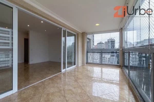 Apartamento à venda em Perdizes com 158m², 3 suítes, 4 vagas próximo ao Shopping West Plaza