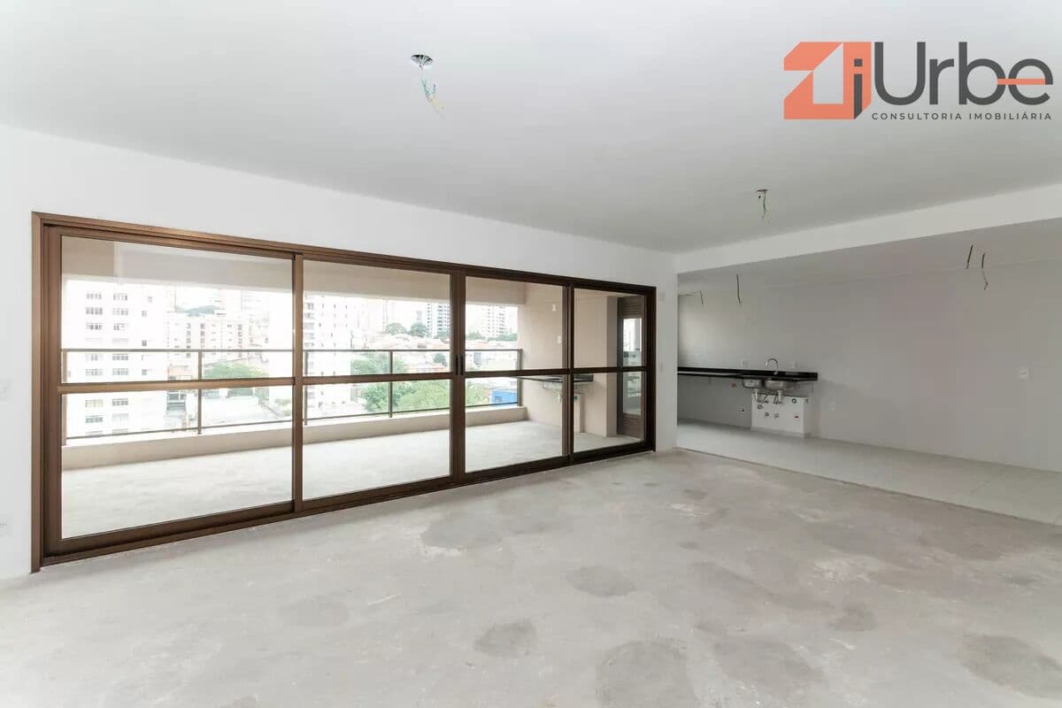 Apartamento Garden pronto para morar à venda 261m², 4 suítes, 3 vagas em Perdizes