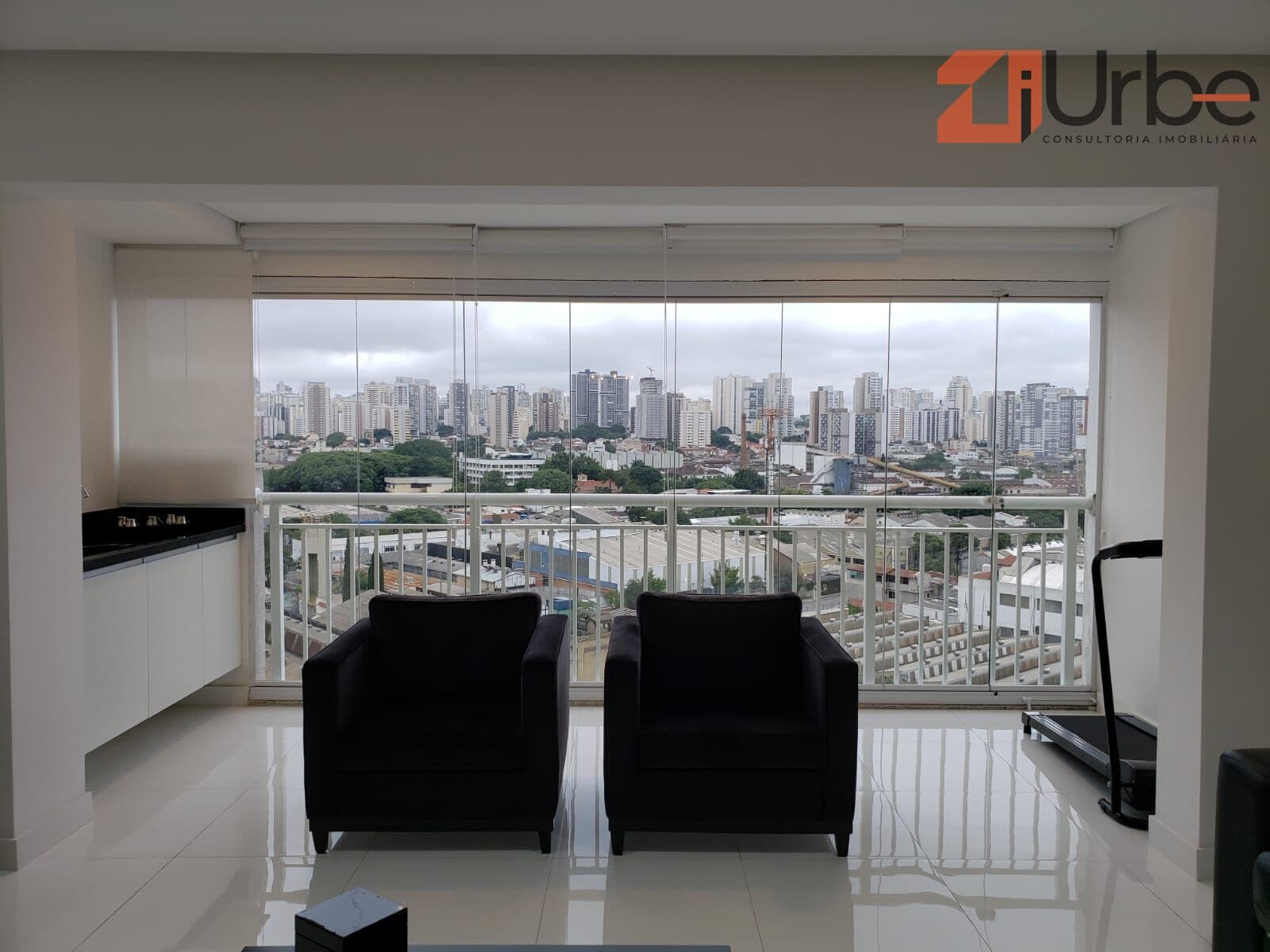 Apartamento à venda na Barra Funda com 76m², 2 vagas próximo ao Shopping West Plaza