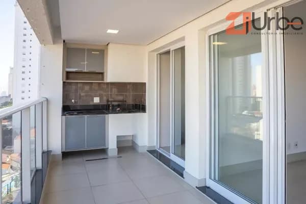 Apartamento à venda na Vila Romana com 132m², 3 vagas próximo à Cerro Corá