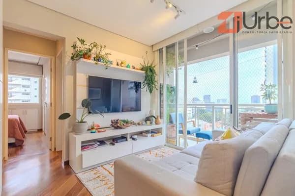 Aconchegante apartamento à venda em Perdizes com 57m², 2 vagas próximo à futura estação de Metrô