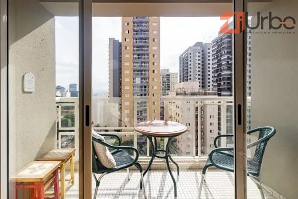 Apartamento à venda em Perdizes com 57m², 2 vagas próximo ao Allianz Parque