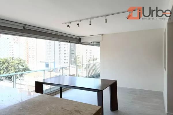 Excelente apartamento à venda com 121m², 3 suítes em Pinheiros próximo à Estação Fradique Coutinho