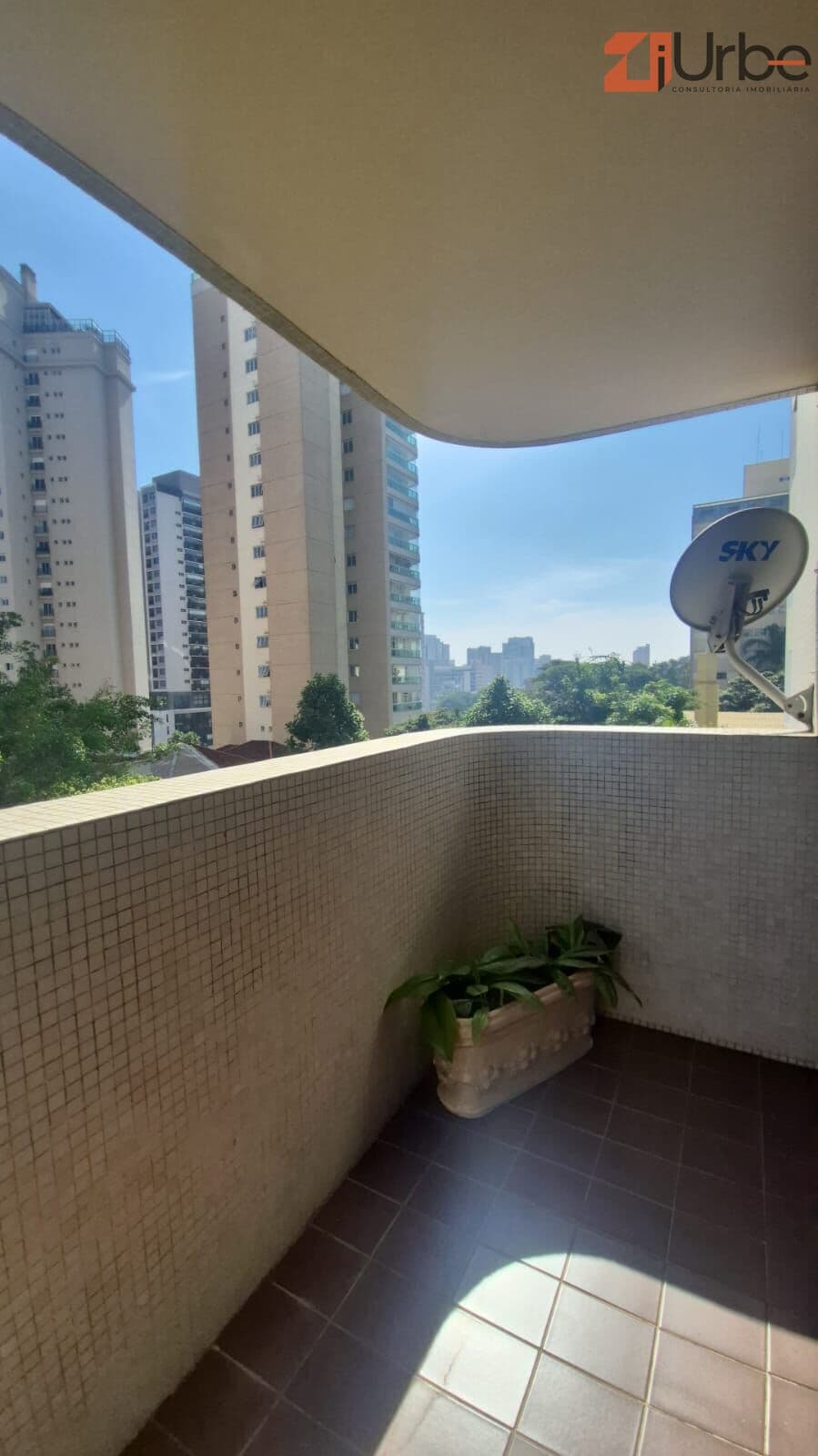 Apartamento à venda em Perdizes com 220m², 3 suítes próximo ao Bourbon Shopping