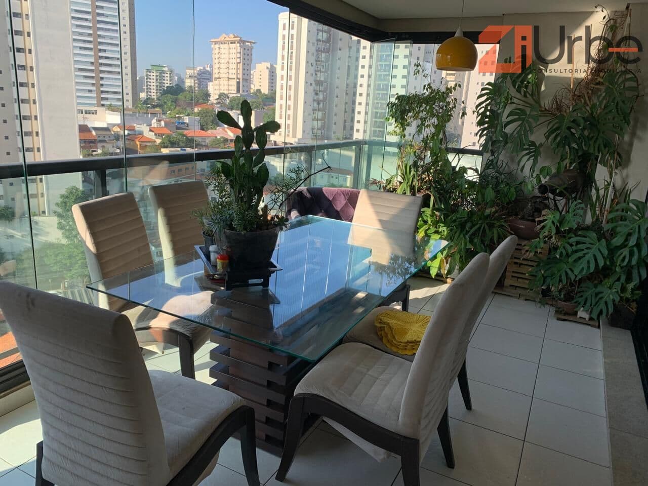 Apartamento à venda 108m², 2 vagas à 500 metros da estação Praça da Árvore do metrô,