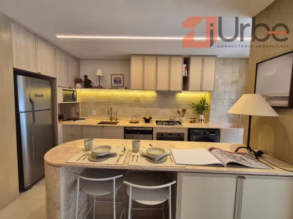Apartamento à venda na Vila Romana 93m², 1 vaga,na esquina das ruas Crasso e Coriolano