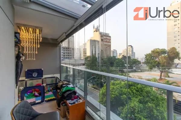 Apartamento à venda em Perdizes com 68m², 2 dormitórios, próximo à futura estação de Metrô