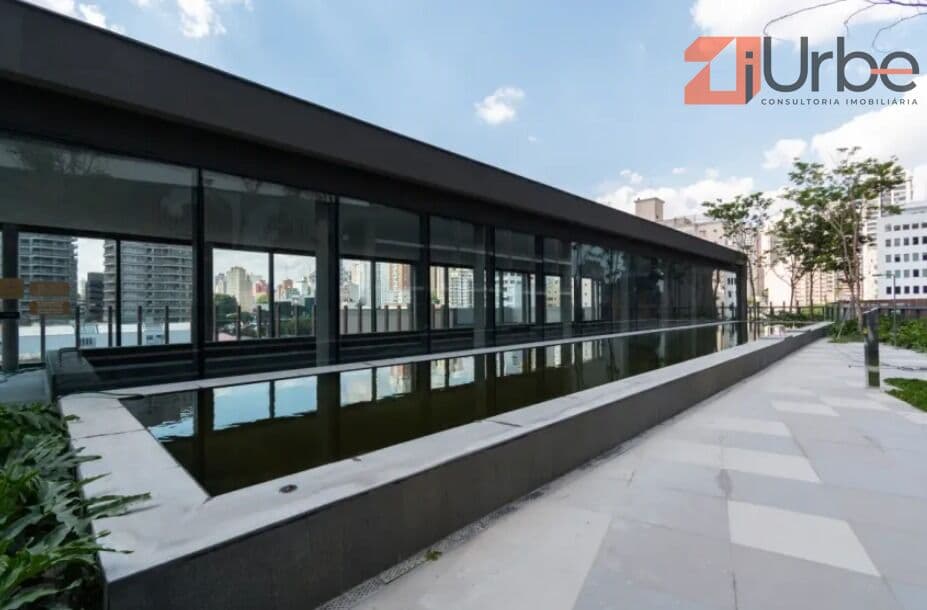 Apartamento pronto à venda com 151m², 2 suítes, 2 vagas em Pinheiros com fácil acesso às Avenidas Brasil, Rebouças e Sumaré