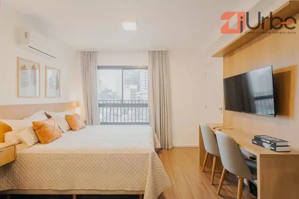 Studio mobiliado à venda na Vila Madalena com 33m², próximo ao Metrô