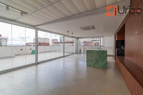 Cobertura Duplex à venda no Alto de Pinheiros com 230m², 3 suítes, 3 vagas próximo ao Parque Villa Lobos