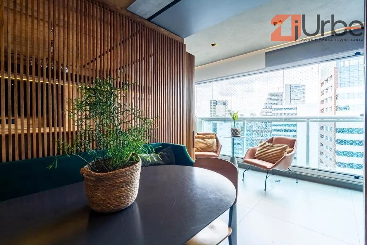 Impecável apartamento à venda em Pinheiros com 44m², 1 vaga próximo ao Metrô