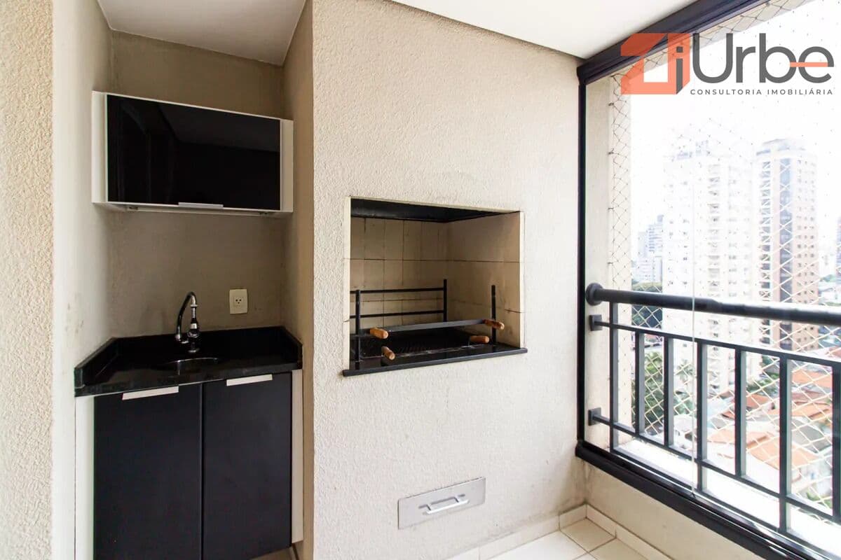 Apartamento à venda em Perdizes com 67m², 2 dormitórios, próximo ao Shopping Bourbon