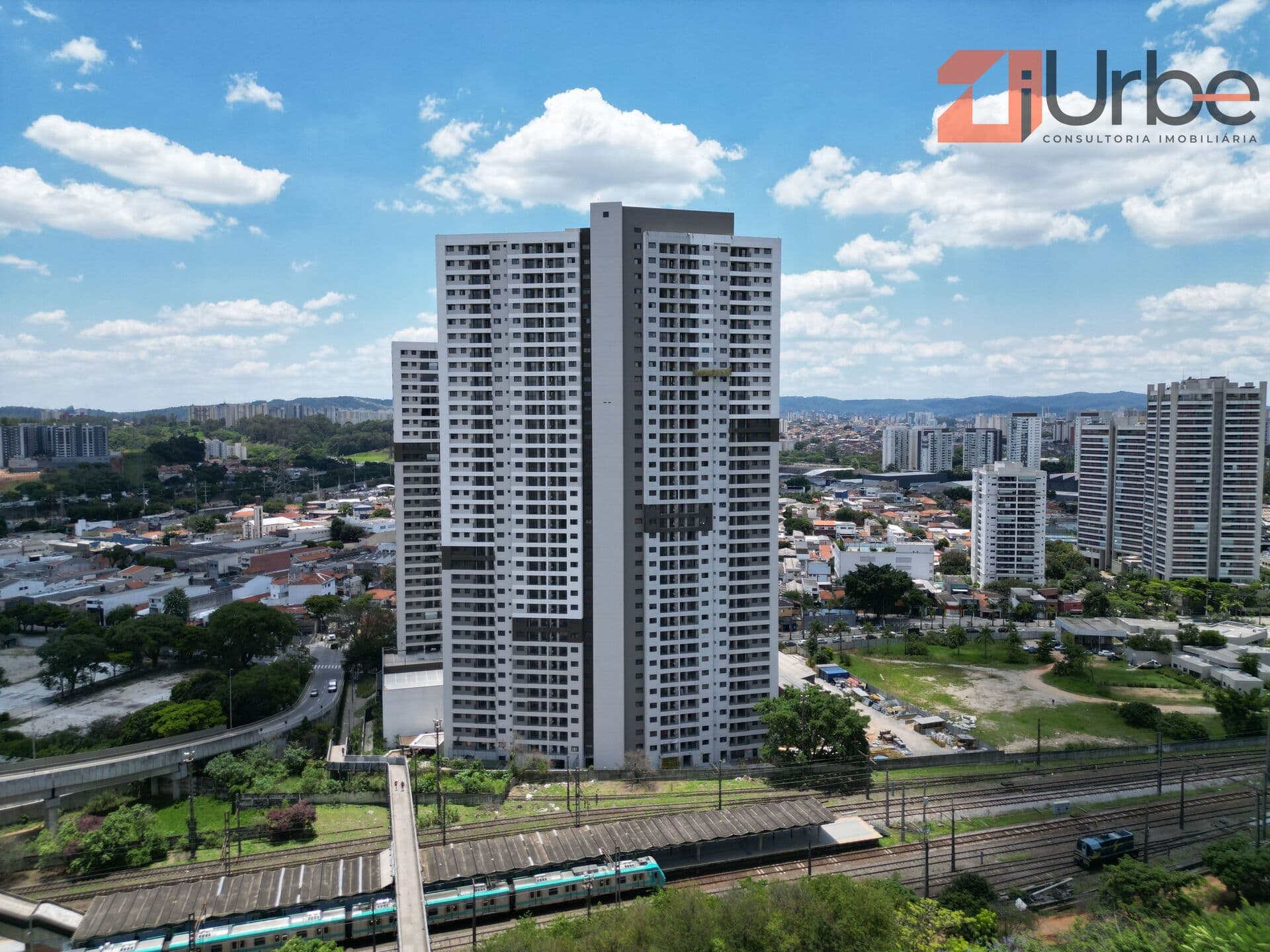Apartamento pronto para morar à venda 68m², 1 vaga próximo ao Parque Villa Lobos