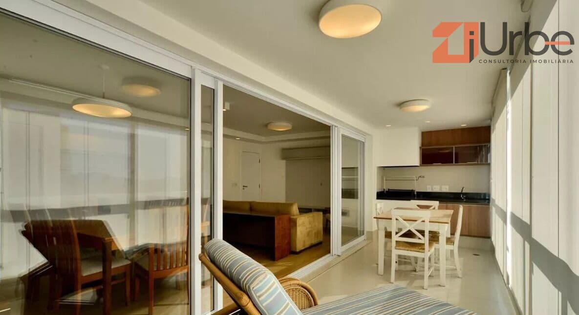 Bonito e aconchegante apartamento à venda com 125m², 4 vagas no Alto da Lapa