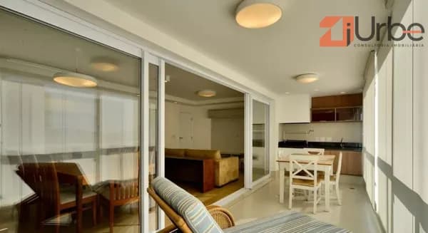 Bonito e aconchegante apartamento à venda com 125m², 4 vagas no Alto da Lapa