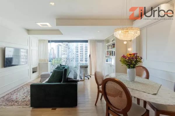 Belo apartamento à venda em Pinheiros com 70m², 2 dormitórios com fácil acesso à Avenida Paulista, Faria Lima, Jardins e Vila Madalena