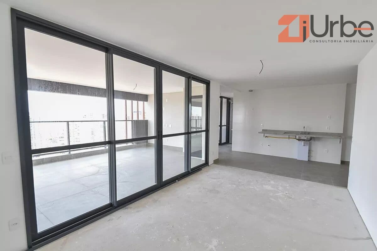Apartamento pronto à venda 144m², 3 suítes ao lado da Estação Santos-Imigrantes