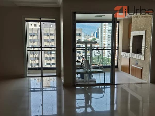 Apartamento à venda 135m², 3 vagas localizado no bairro mais desejado da Z.Oeste