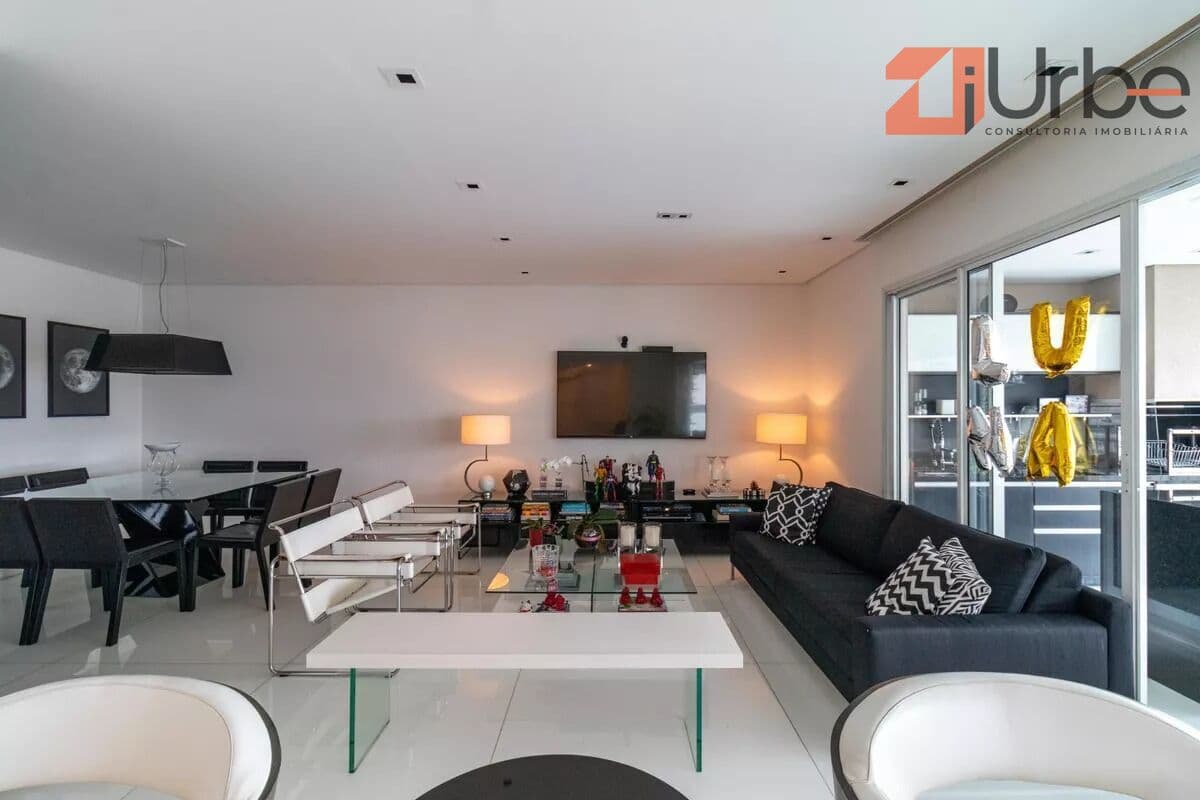 Excelente apartamento à venda na Vila Romana com 206m², 3 vagas próximo ao Bourbon Shopping