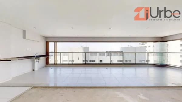 Apartamento à venda na Vila Madalena com 144m², 3 suítes pronto para morar