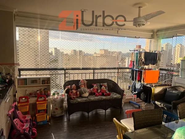 Apartamento à venda 94m, 2 vagas próximo ao Terminal Lapa