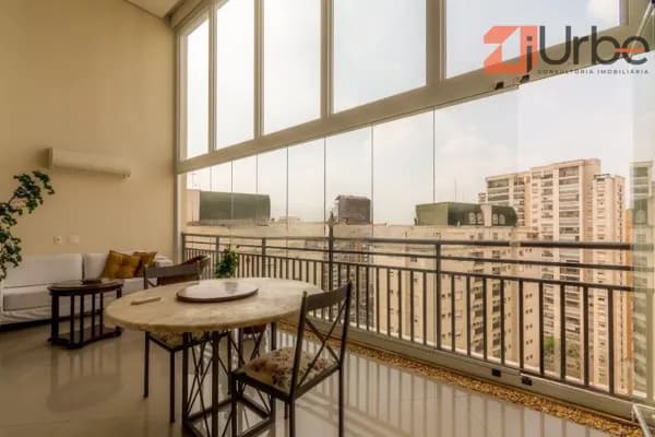 Luxuoso apartamento à venda em Perdizes com 170m², 3 vagas com fácil acesso às Avenidas Sumaré, Pompéia e Pacaembu