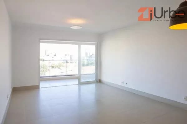 Apartamento à venda na Vila Romana com 132m², 3 vagas próximo à Cerro Corá
