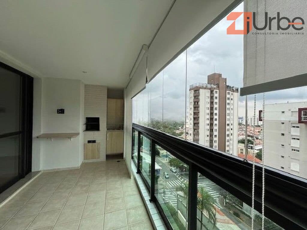 Apartamento à venda com 157m², 3 suítes, 3 vagas no Alto da Lapa próximo ao Parque Villa-Lobos