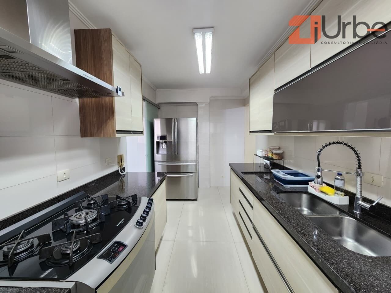 Oportunidade à venda na Vila Romana com 105m², 3 vagas com fácil acesso às Marginais Pinheiros e Tietê