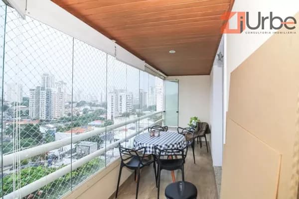 Apartamento à venda na Pompéia com 110m², 2 vagas próximo ao Hospital São Camilo