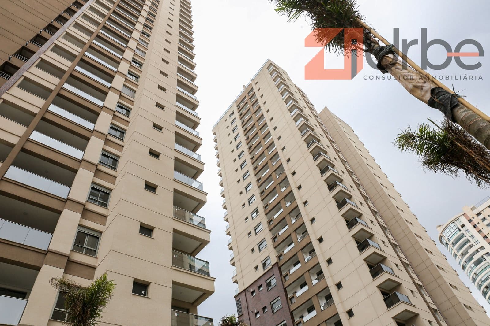 Apartamento pronto para morar com 4 suítes, 222m² em Perdizes