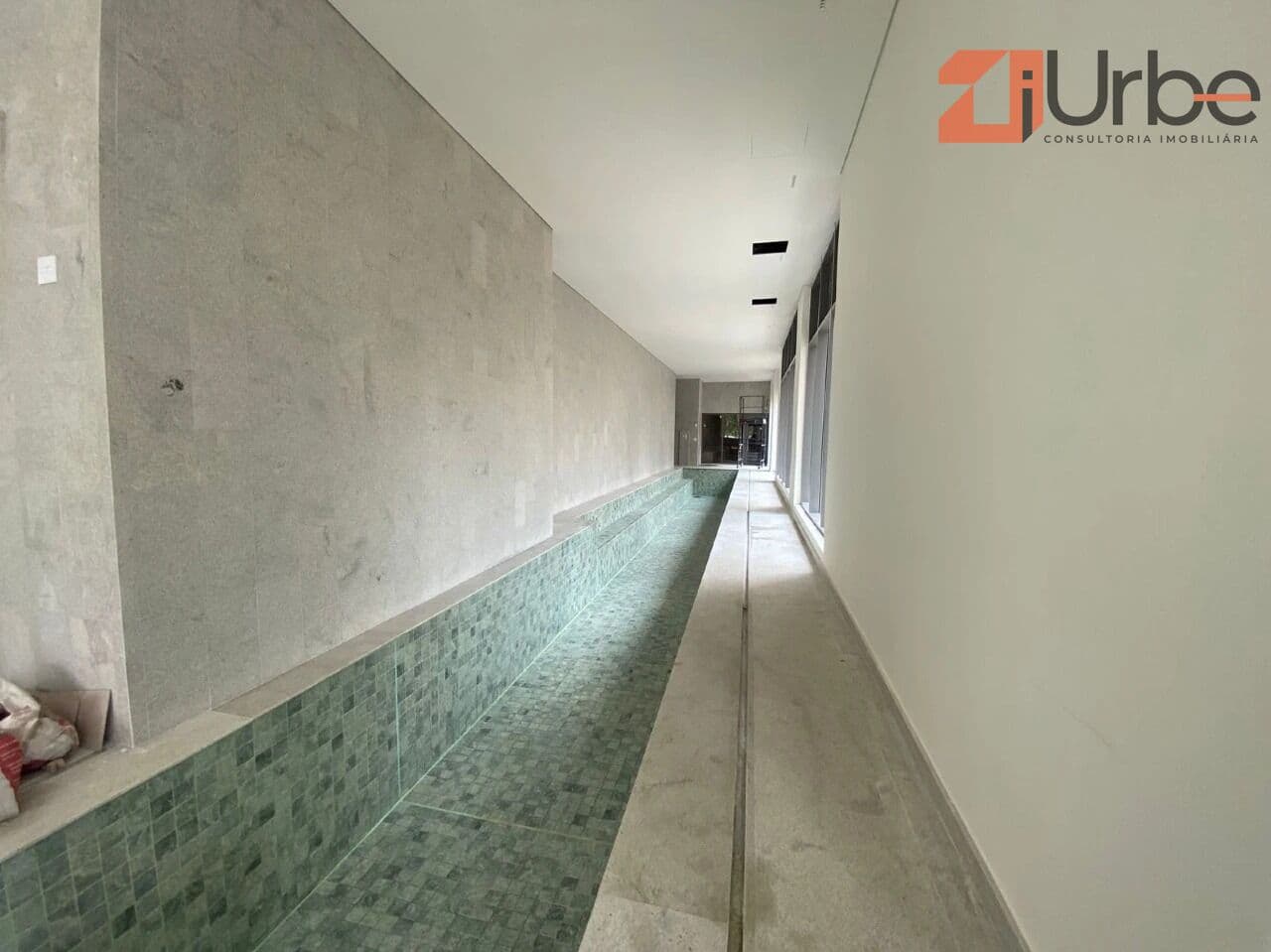 Apartamento com 4 suítes à venda, 193m² na Vila Madalena