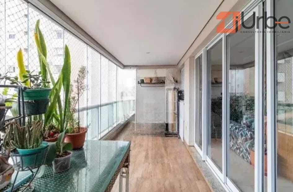 Excelente apartamento à venda 120m², 2 vagas na Vila Romana