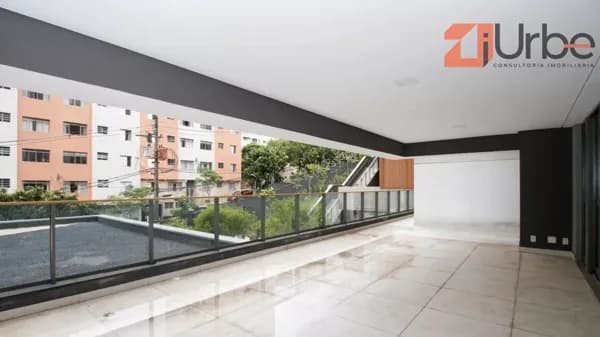 Garden à venda com 3 suítes em Perdizes com quadra de tênis / Pronto para morar