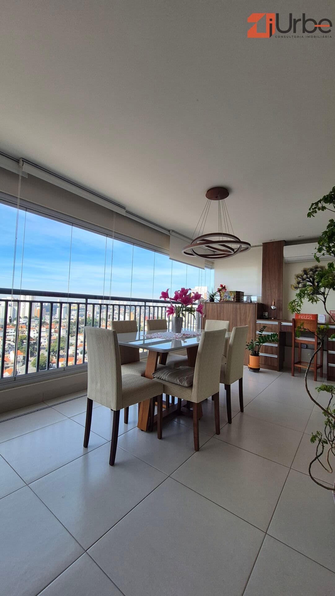 Apartamento à venda 110m², 3 suítes à 4 minutos do Parque da Aclimação